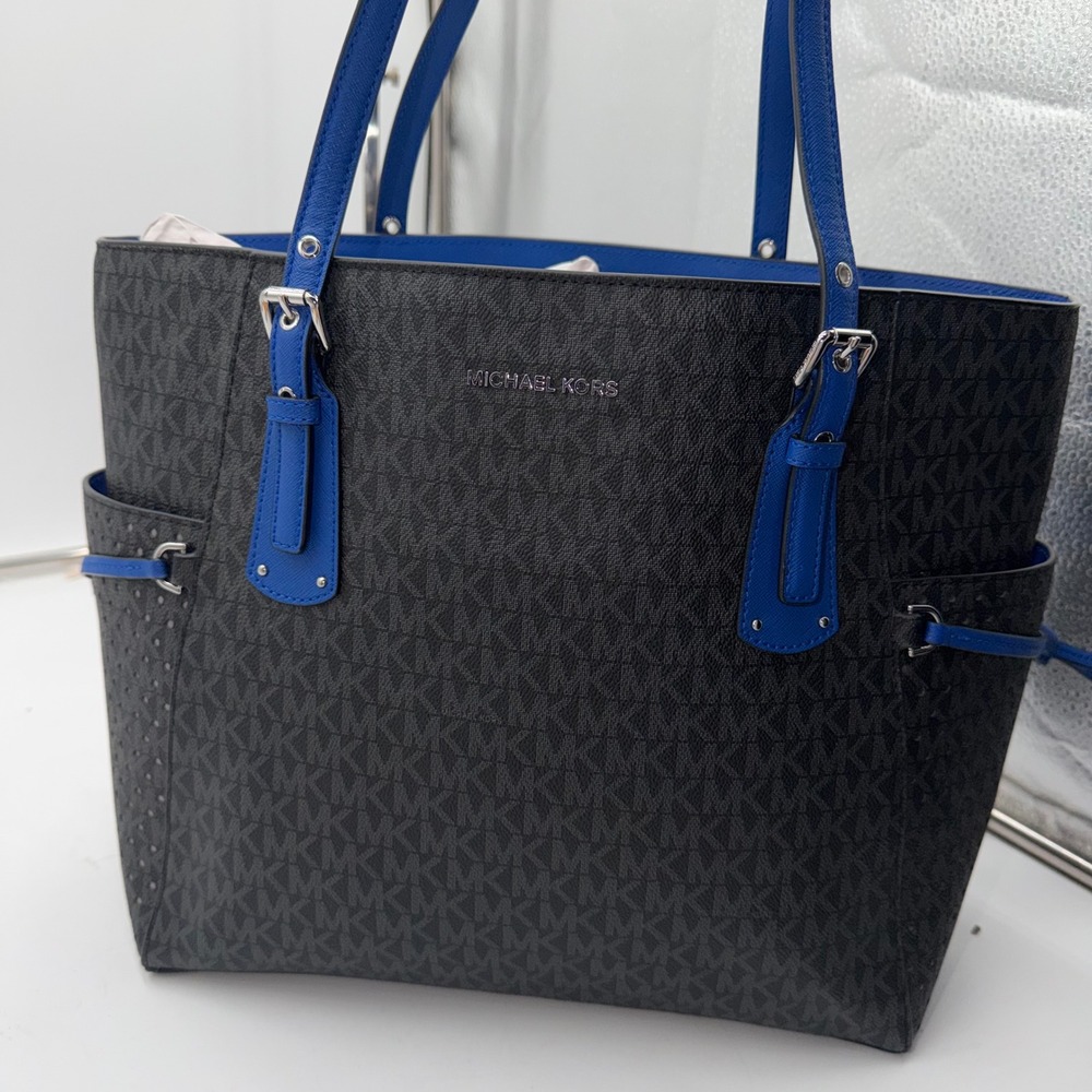 Michael Kors Voyager EW Tote Bag Black Grey Signature Logo Blue Trim - Picture 7 of 15